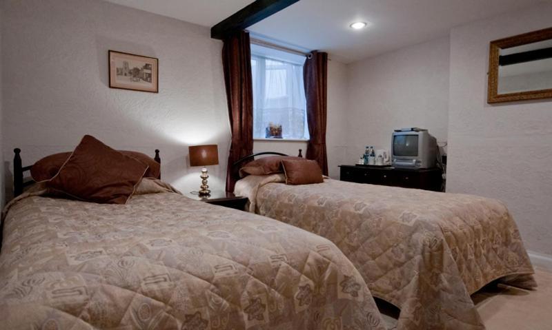 Hedley Villa Guest House 利明顿 外观 照片