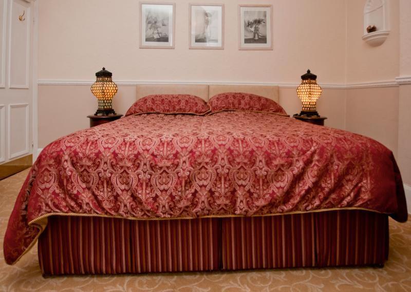 Hedley Villa Guest House 利明顿 外观 照片