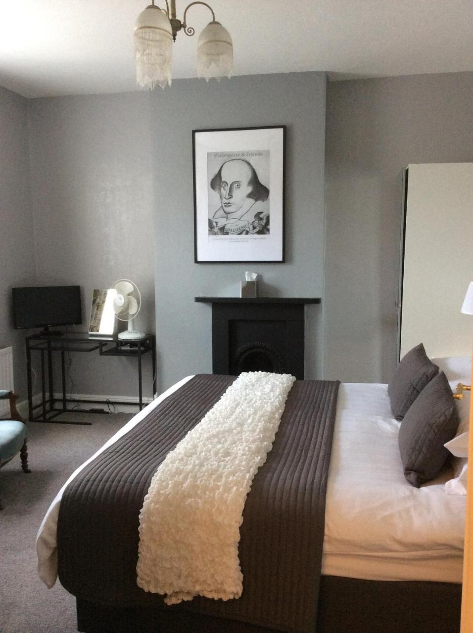 Hedley Villa Guest House 利明顿 外观 照片