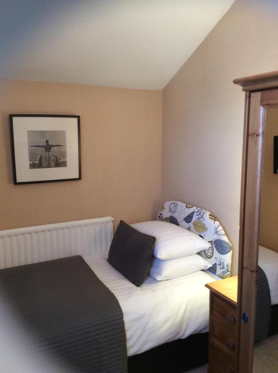 Hedley Villa Guest House 利明顿 外观 照片