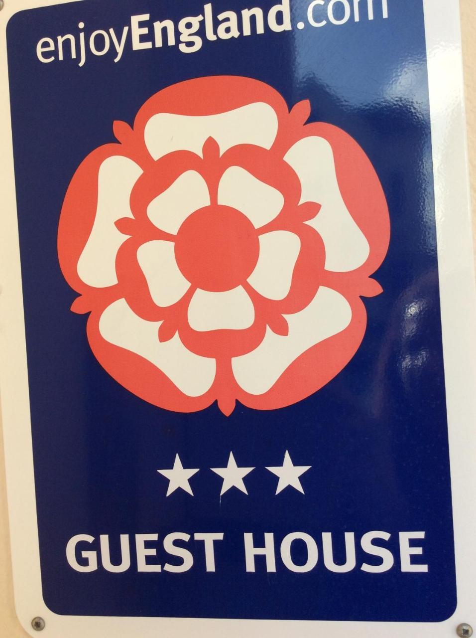 Hedley Villa Guest House 利明顿 外观 照片