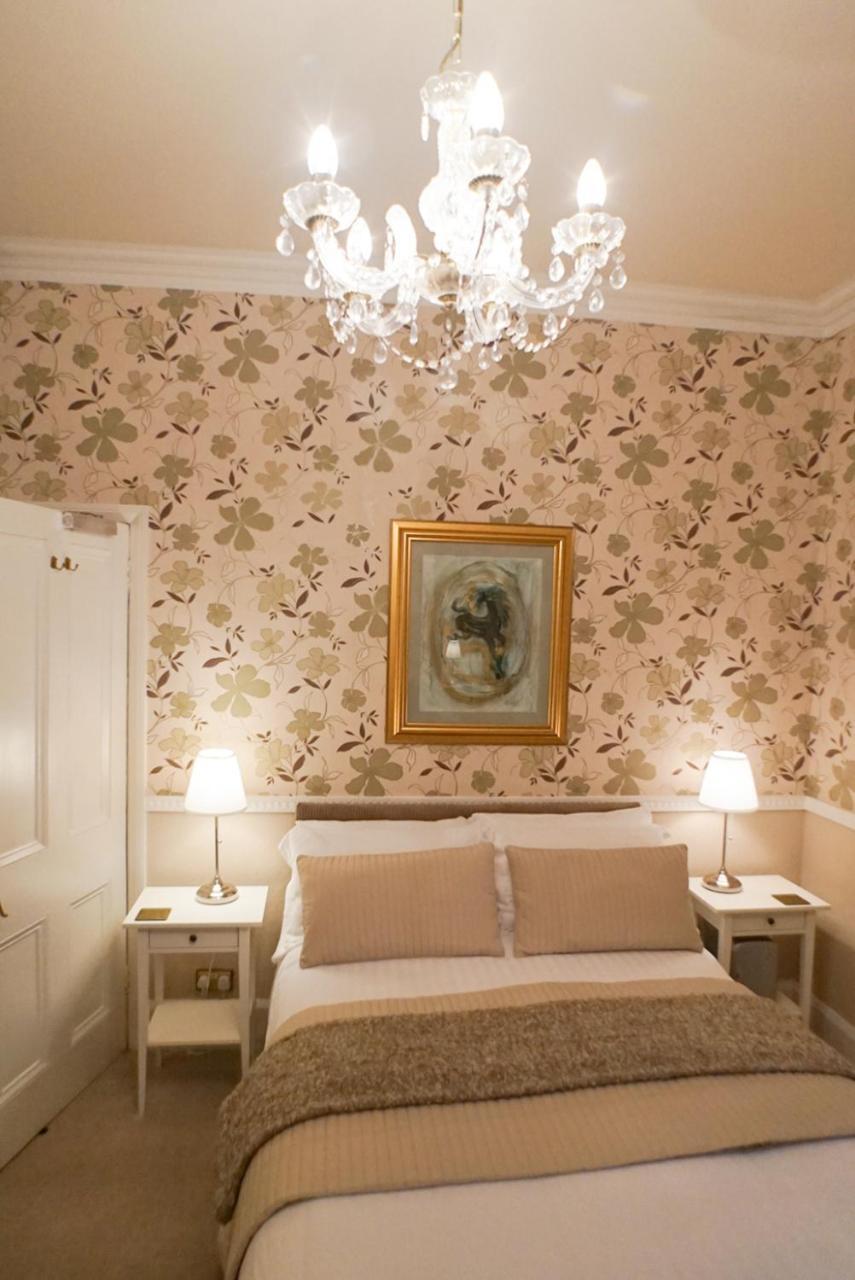 Hedley Villa Guest House 利明顿 外观 照片
