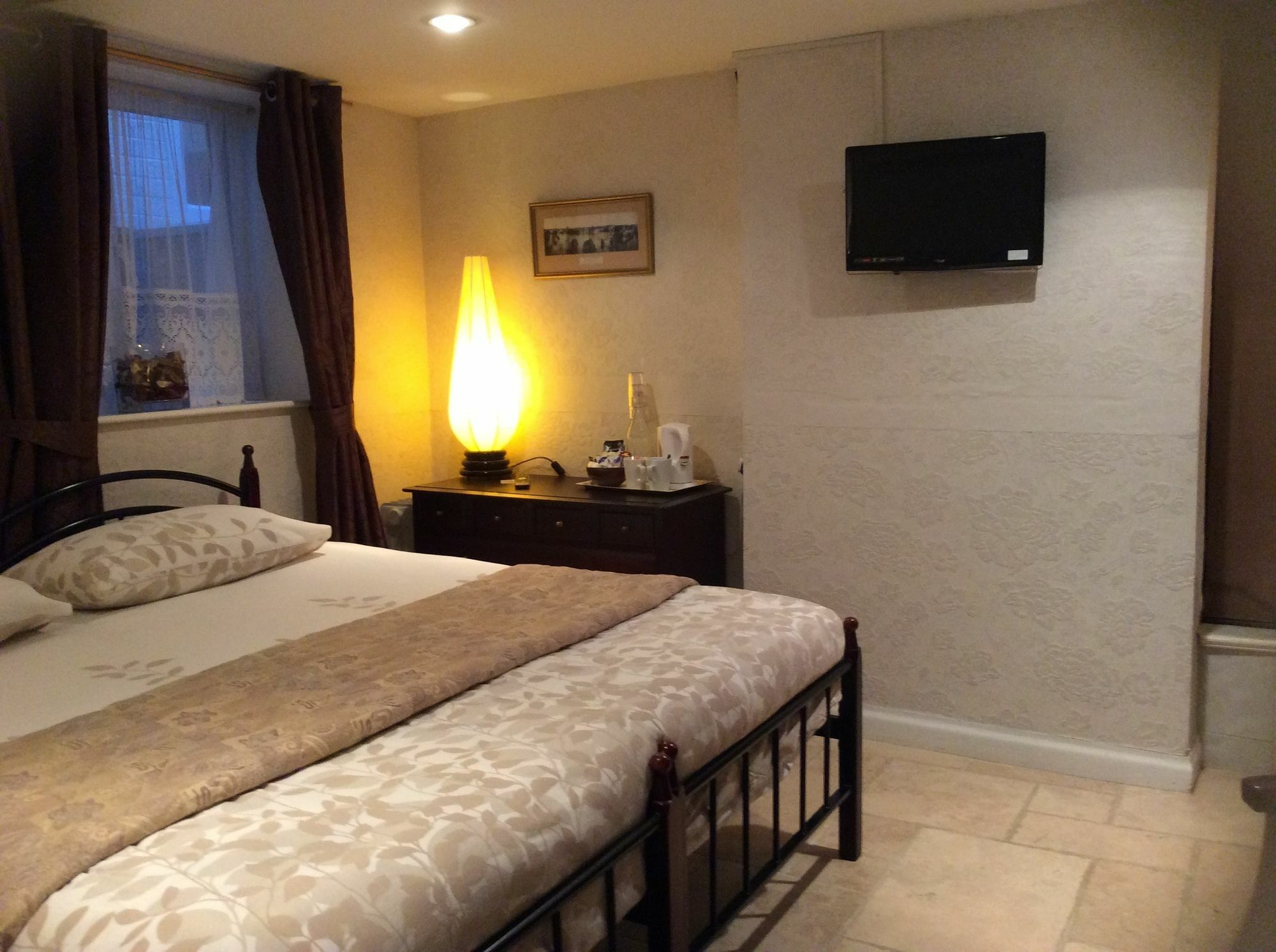 Hedley Villa Guest House 利明顿 外观 照片